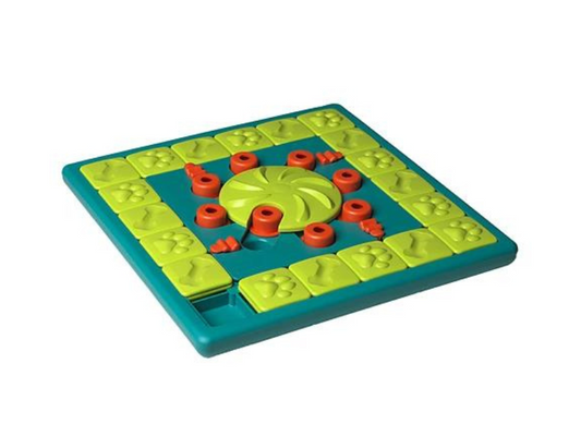 OUTWARD HOUND® JEU DE RÉFLEXION NIVEAU 4